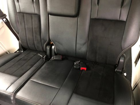 Used 2017 Dodge Grand Caravan SXT image 23