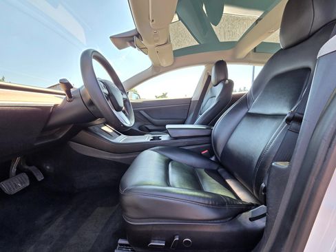 Used 2021 Tesla Model 3 Standard Range Plus RWD image 23