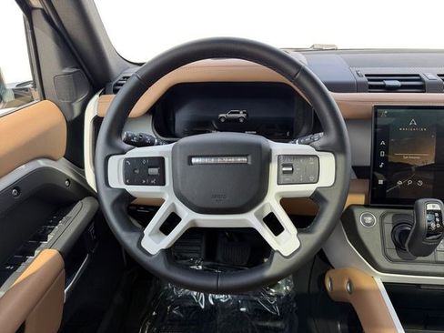 Used 2026 Land Rover Defender 110 X-Dynamic SE AWD/4WD image 15