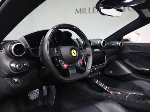 Certified 2023 Ferrari Portofino M image 20