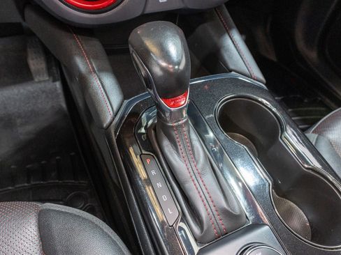 Used 2021 Chevrolet Blazer RS image 22