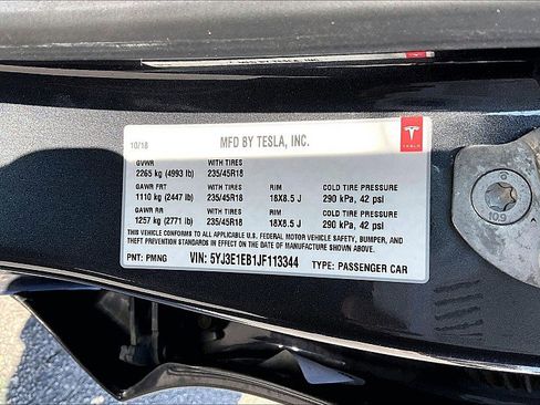 Used 2018 Tesla Model 3 Long Range image 61