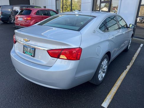 Used 2016 Chevrolet Impala LT image 3