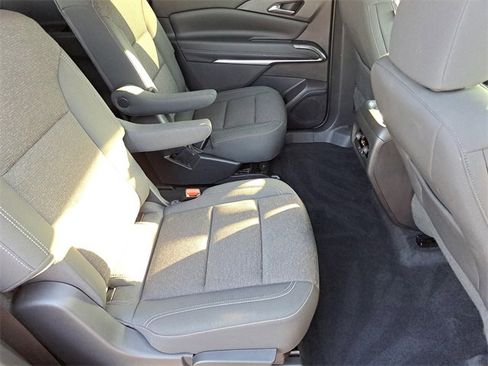 Used 2024 Chevrolet Traverse LT w/ Trailering Package image 24