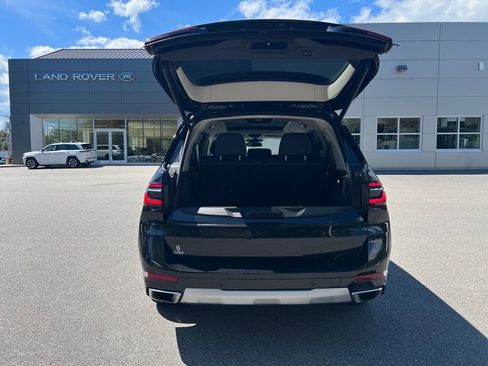 Used 2024 BMW X7 xDrive40i image 31