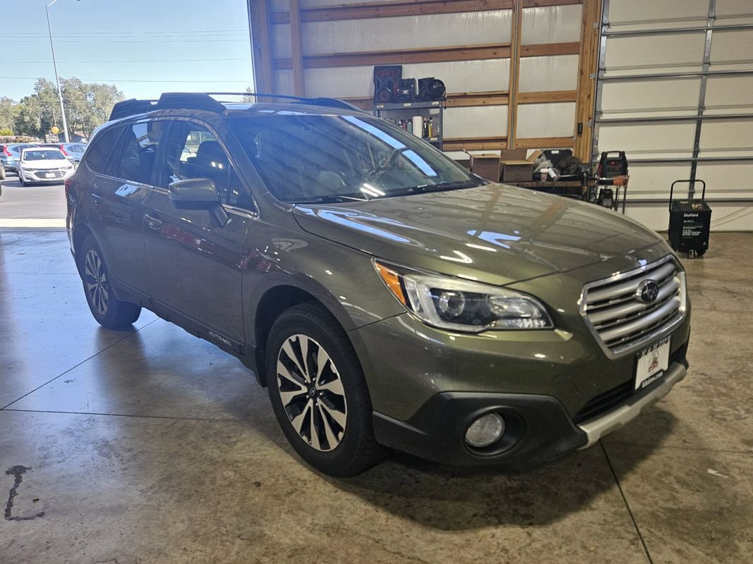 Used 2017 Subaru Outback 2.5i Limited AWD/4WD image 10