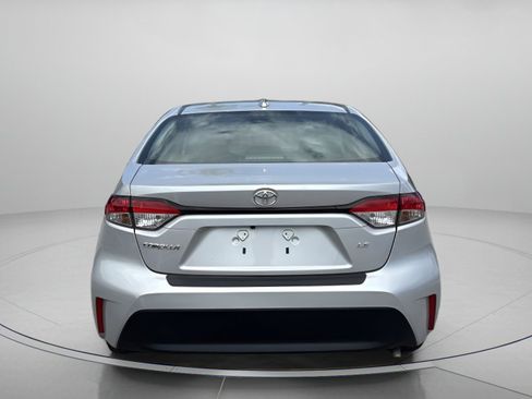 Used 2024 Toyota Corolla LE FWD image 4