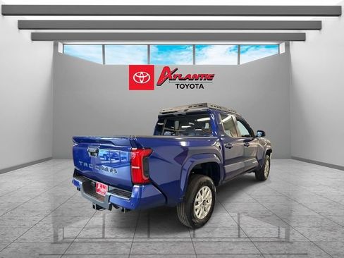 New 2025 Toyota Tacoma SR5 w/ SR5 Upgrade Package AWD/4WD image 5