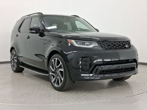 New 2025 Land Rover Discovery Dynamic SE image 7