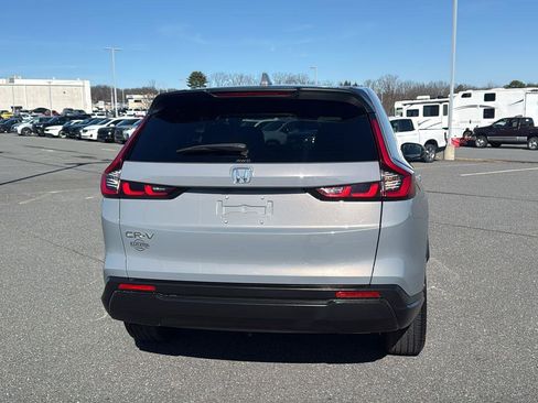 Certified 2025 Honda CR-V LX image 8