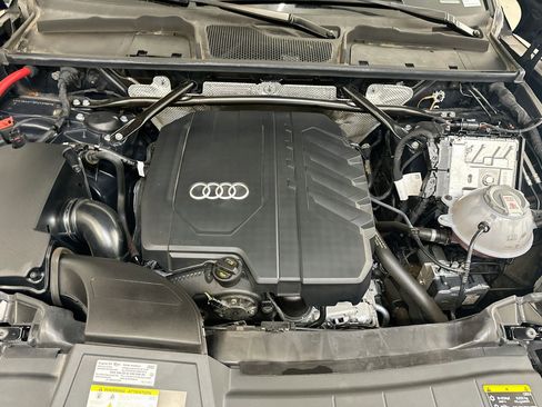 Used 2023 Audi Q5 2.0T Premium w/ Convenience Package AWD/4WD image 36