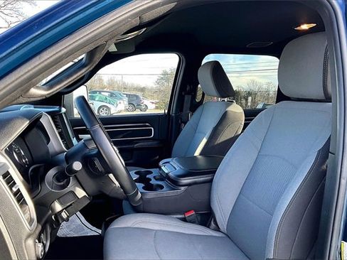 Used 2024 RAM 2500 Big Horn w/ Bed Utility Group image 9