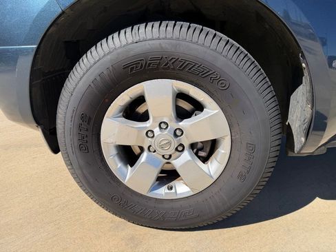 Used 2013 Nissan Frontier SV w/ SV Value Truck Pkg image 8