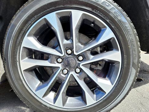Used 2022 Jeep Grand Cherokee L Overland w/ Luxury Tech Group IV image 43