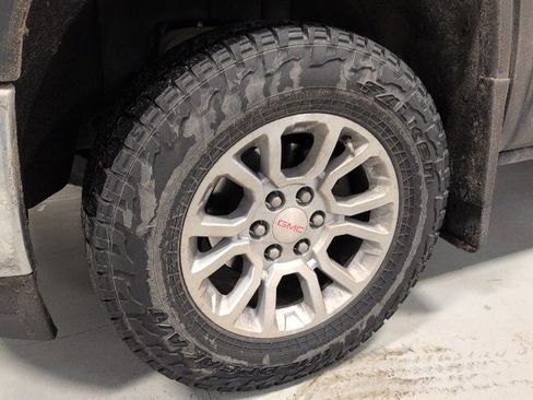 Used 2015 GMC Sierra 1500 SLE w/ SLE Value Package image 7