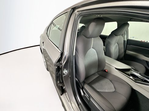 Used 2023 Toyota Camry LE FWD image 27