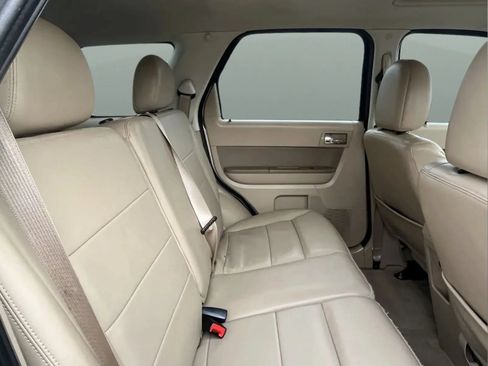 Used 2011 Ford Escape Limited w/ 302A Rapid Spec Order Code AWD/4WD image 18