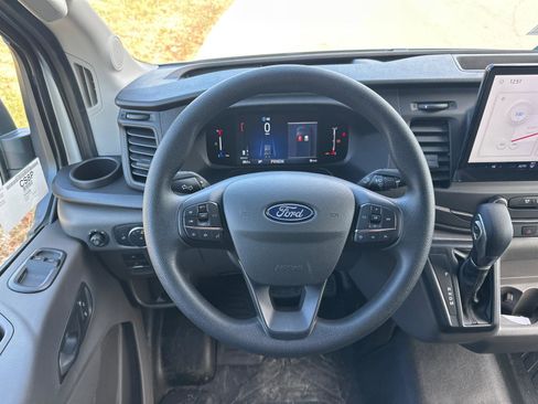 New 2026 Ford Transit 250 148 Medium Roof w/ Load Area Protection Package image 18