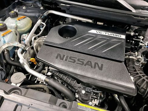 Used 2023 Nissan Rogue SV AWD/4WD image 35