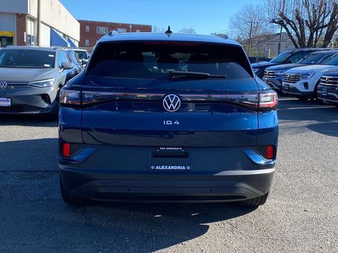 Certified 2023 Volkswagen ID.4 Pro image 4