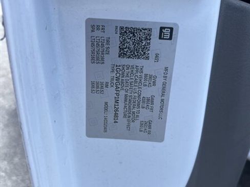 Used 2021 Chevrolet Express 2500 w/ Driver Convenience Package image 7