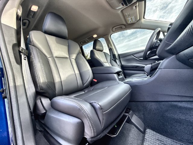Certified 2026 Subaru Ascent Premium AWD/4WD image 24