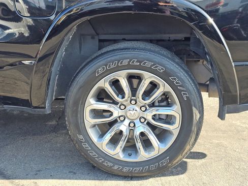 Used 2021 RAM 1500 Laramie AWD/4WD image 9
