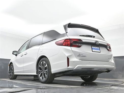New 2026 Honda Odyssey Elite image 50