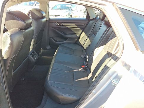 Used 2021 Honda Accord EX-L image 10