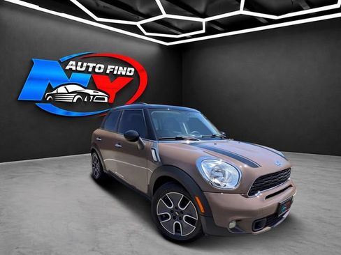 Used 2012 MINI Cooper Countryman S FWD image 2