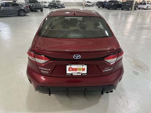 Used 2023 Toyota Corolla SE image 8