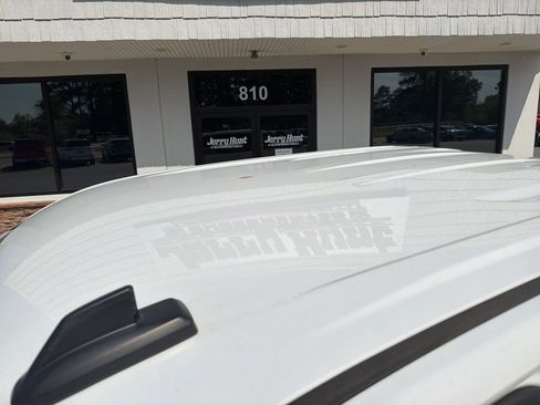 Used 2024 Chevrolet Silverado 1500 LT image 12