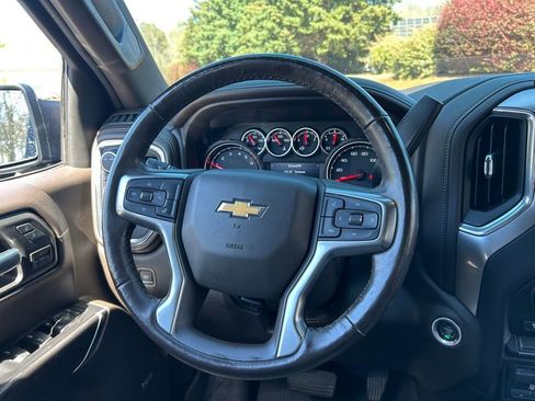 Used 2020 Chevrolet Silverado 1500 LTZ w/ LTZ Convenience Package image 27