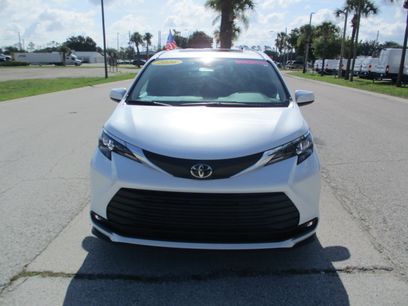 Used 2026 Toyota Sienna XLE
