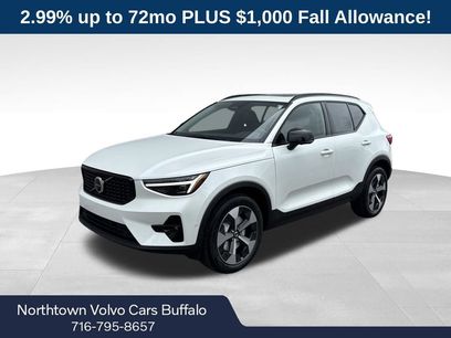 New 2026 Volvo XC40 B5 Plus w/ Protection Package Premier