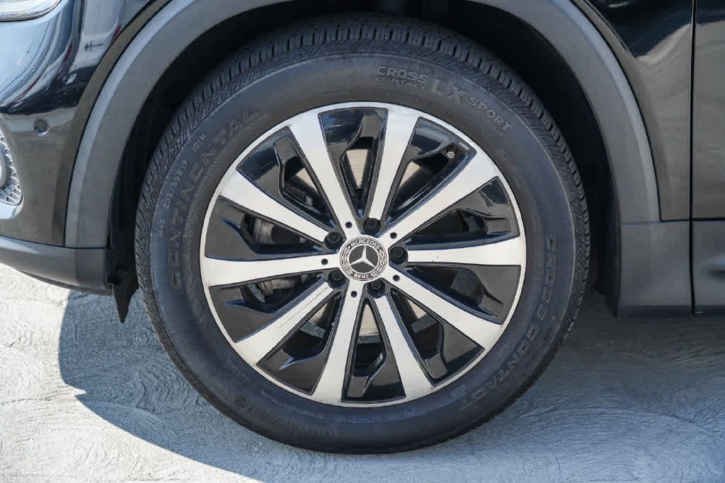Used 2022 Mercedes-Benz GLB 250 image 11