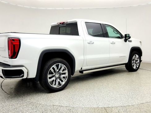 Used 2024 GMC Sierra 1500 Denali w/ Denali Reserve Package AWD/4WD image 5