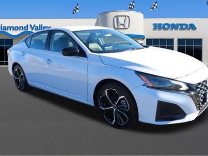 Used 2024 Nissan Altima 2.5 SR