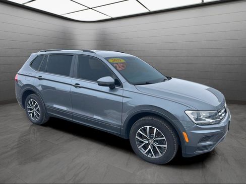 Used 2021 Volkswagen Tiguan S image 7