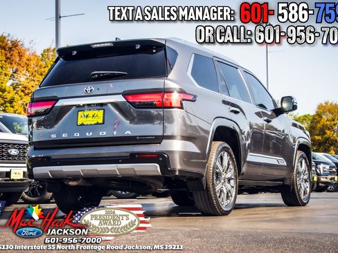 Used 2025 Toyota Sequoia Capstone image 7