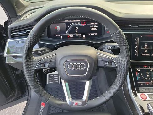 Used 2020 Audi SQ7 Premium Plus w/ Driver Assistance Package image 44