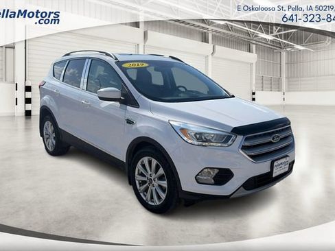 Used 2019 Ford Escape SEL AWD/4WD image 1