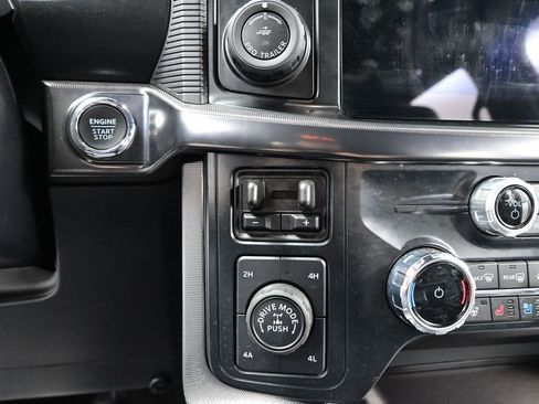 Used 2025 Ford F150 Platinum w/ Equipment Group 702A High AWD/4WD image 19