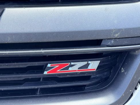 Used 2019 Chevrolet Colorado Z71 RWD image 6