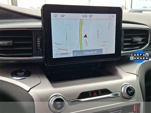 Used 2022 Ford Explorer XLT w/ Equipment Group 202A image 16