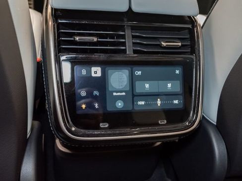 Used 2024 Rivian R1S Adventure AWD/4WD image 23
