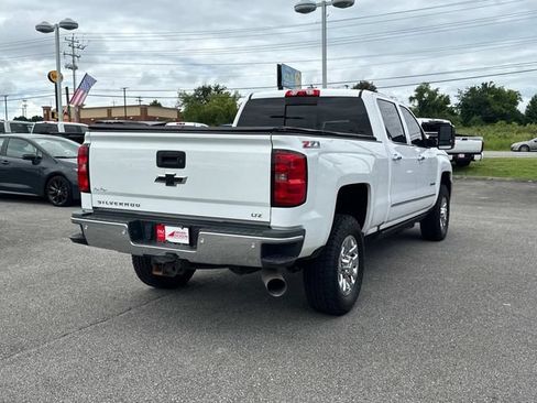 Used 2016 Chevrolet Silverado 2500 LTZ w/ Duramax Plus Package AWD/4WD image 4
