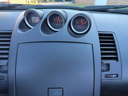 Used 2004 Nissan 350Z Touring RWD image 33