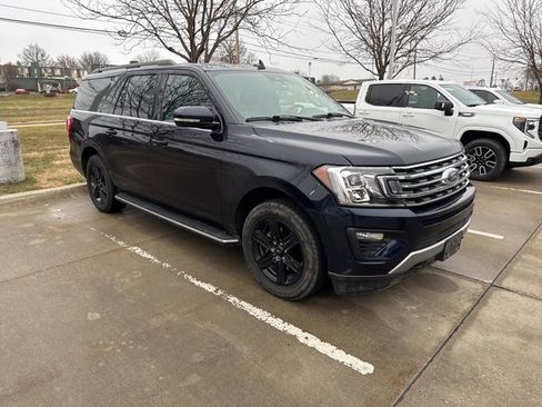Used 2021 Ford Expedition Max XLT image 2