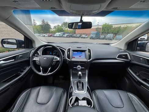 Used 2017 Ford Edge Titanium w/ Equipment Group 301A AWD/4WD image 21